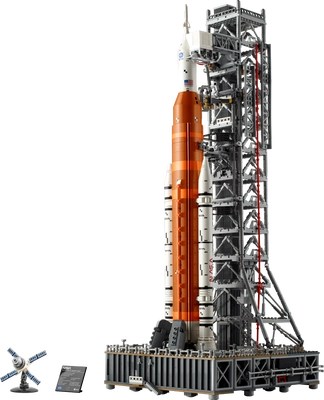 Lego NASA Artemis Space Launch System